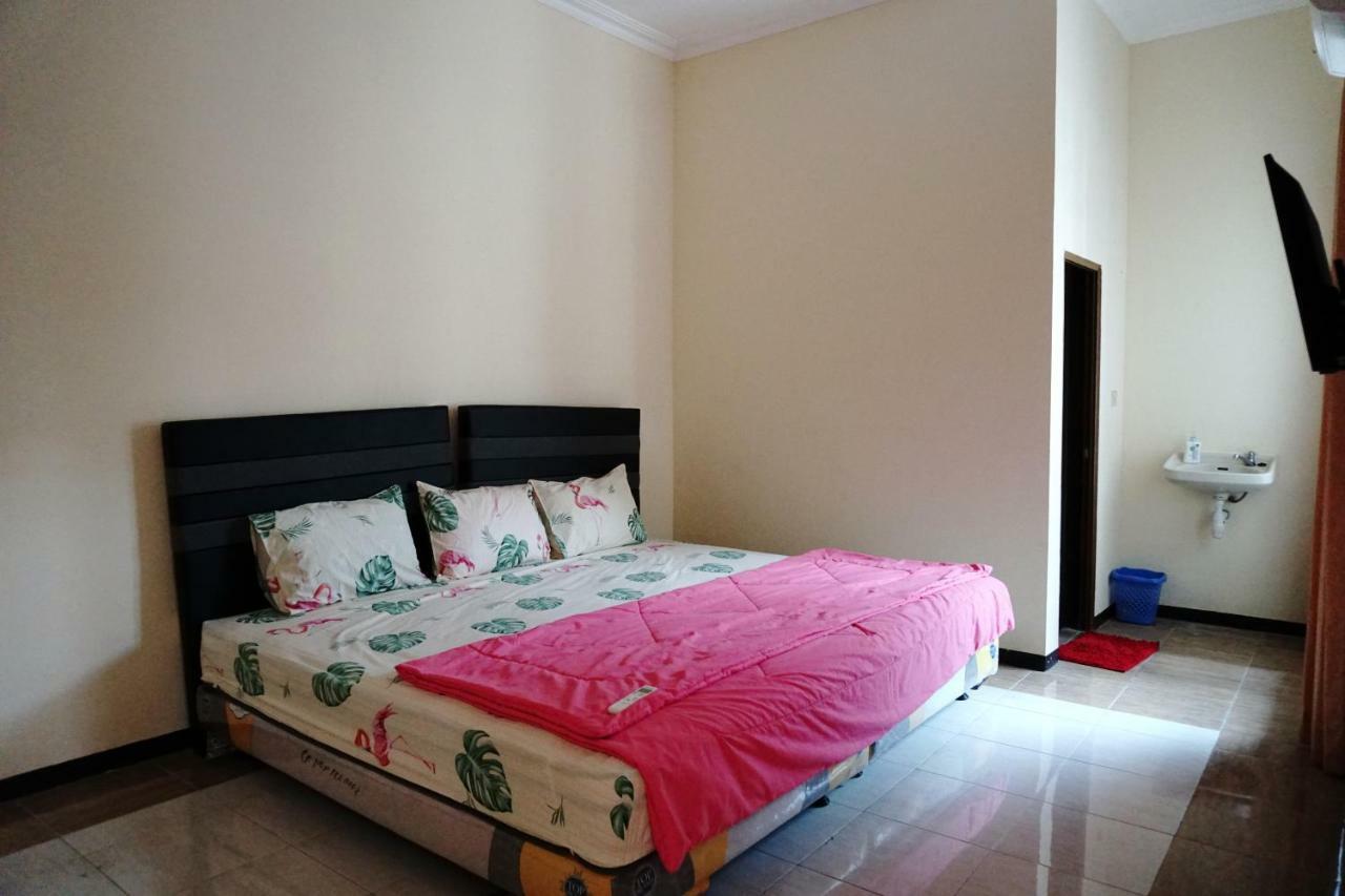 Green Surabaya Homey Luaran gambar