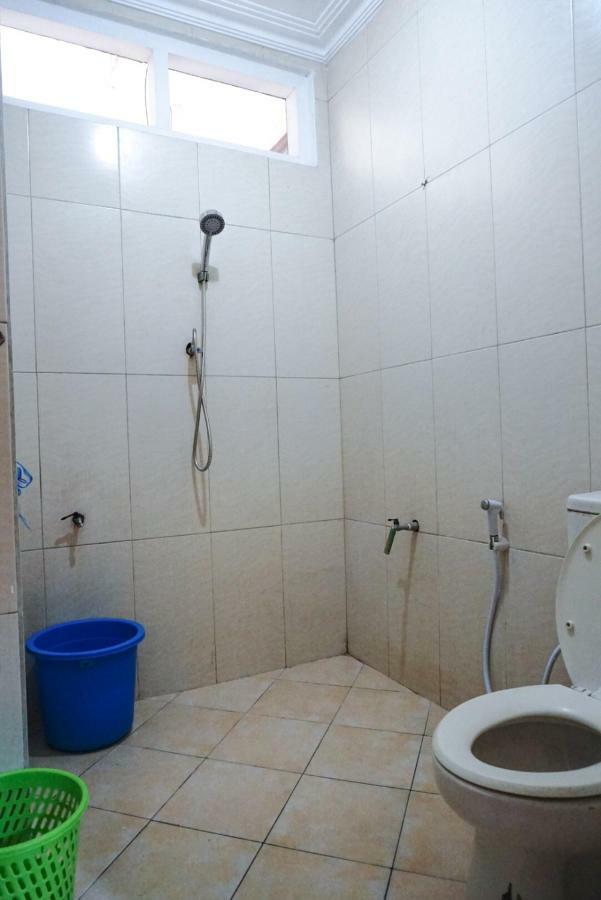 Green Surabaya Homey Luaran gambar